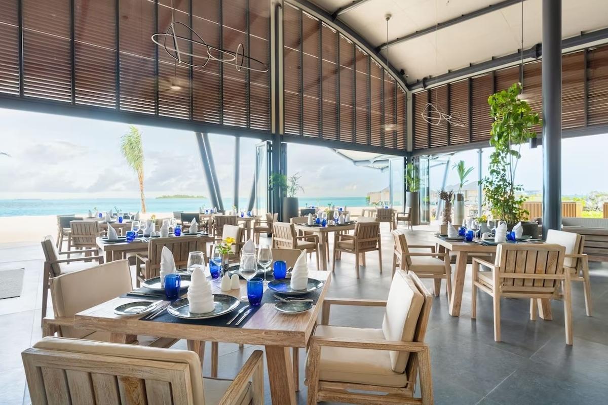 Madifushi Private Island Hotel Meemu Atoll Buitenkant foto
