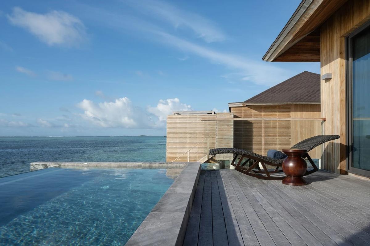 Madifushi Private Island Hotel Meemu Atoll Buitenkant foto